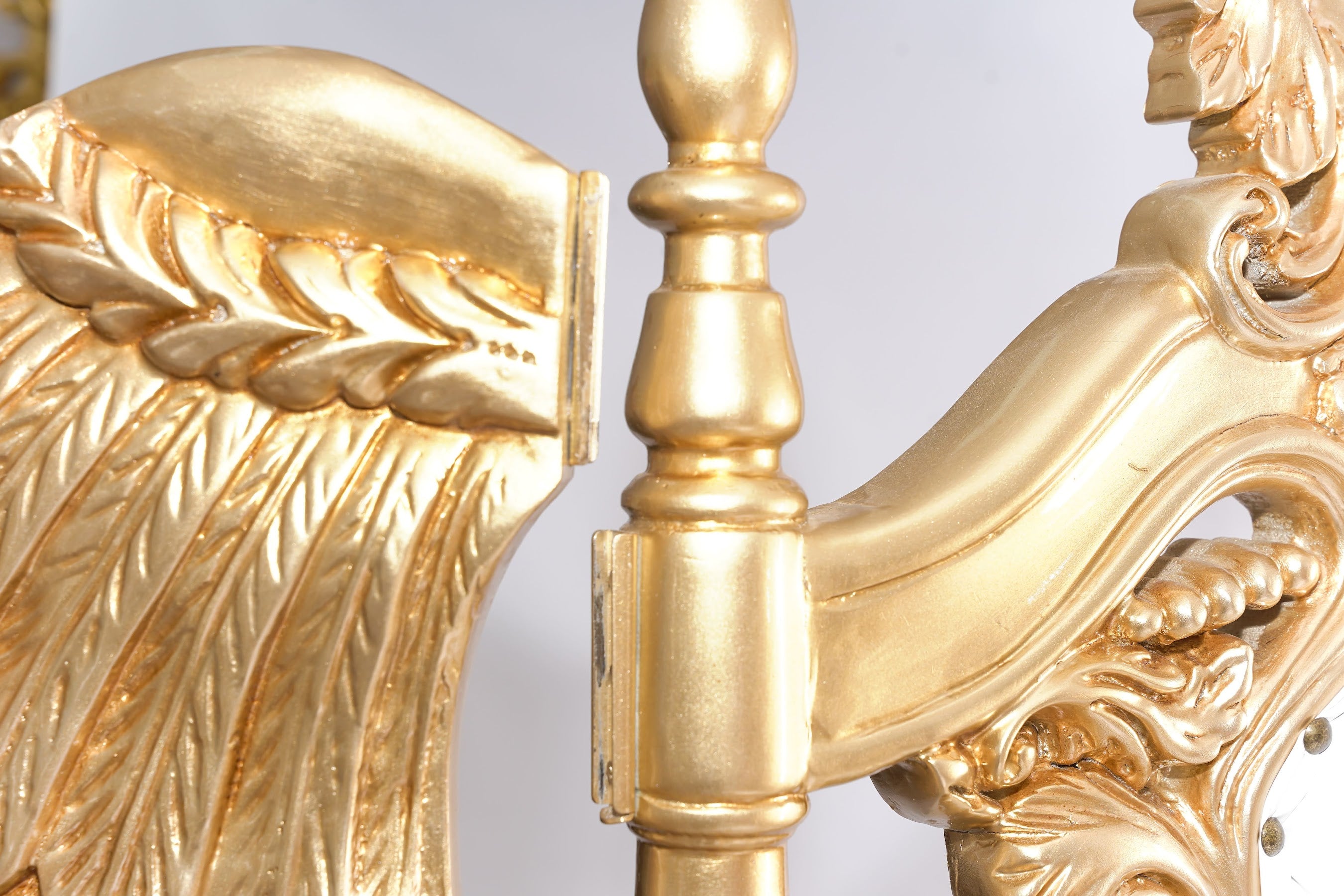 Horus Winged Throne – Special Edition